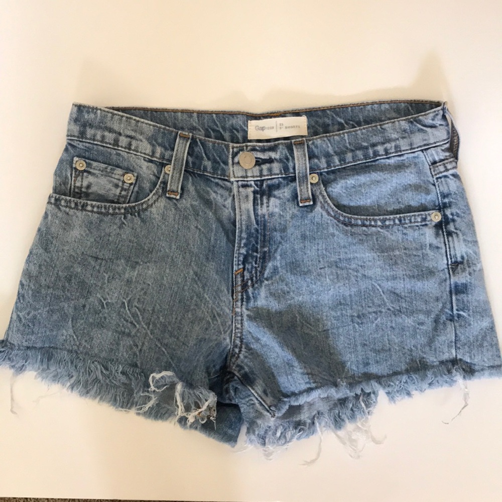 Gap Acid Wash 3” Shorts